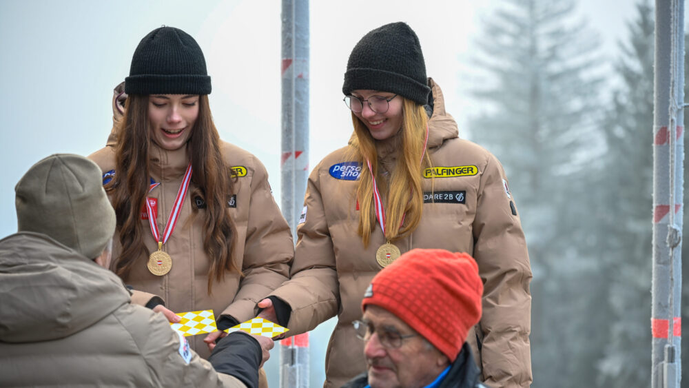 ÖM-JugendA-2025 - Doppel-2 - 1. Leonie Neyer, li. & Annalena Kottke, re.